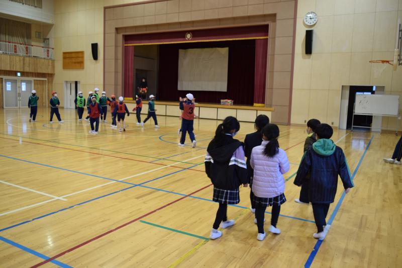 スポーツクラブ